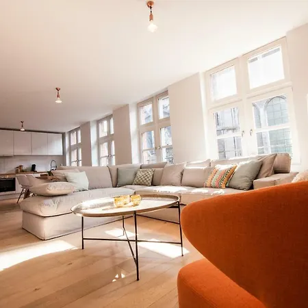 Heart Of The City Apartment